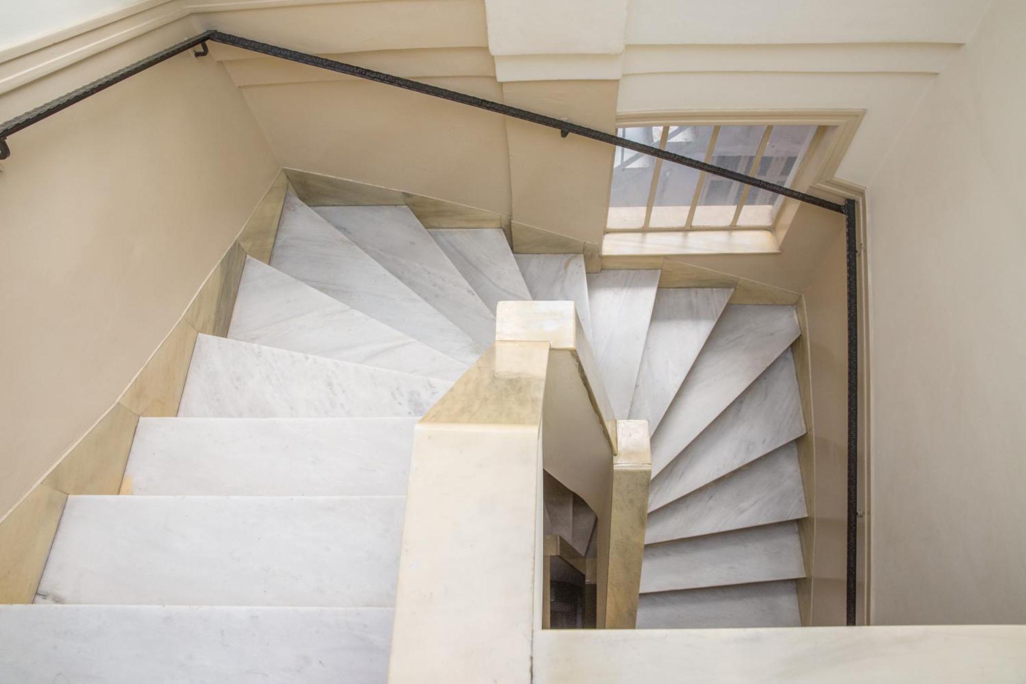 Downtown Quiet Apartment On A Pedestrian Street アテネ エクステリア 写真